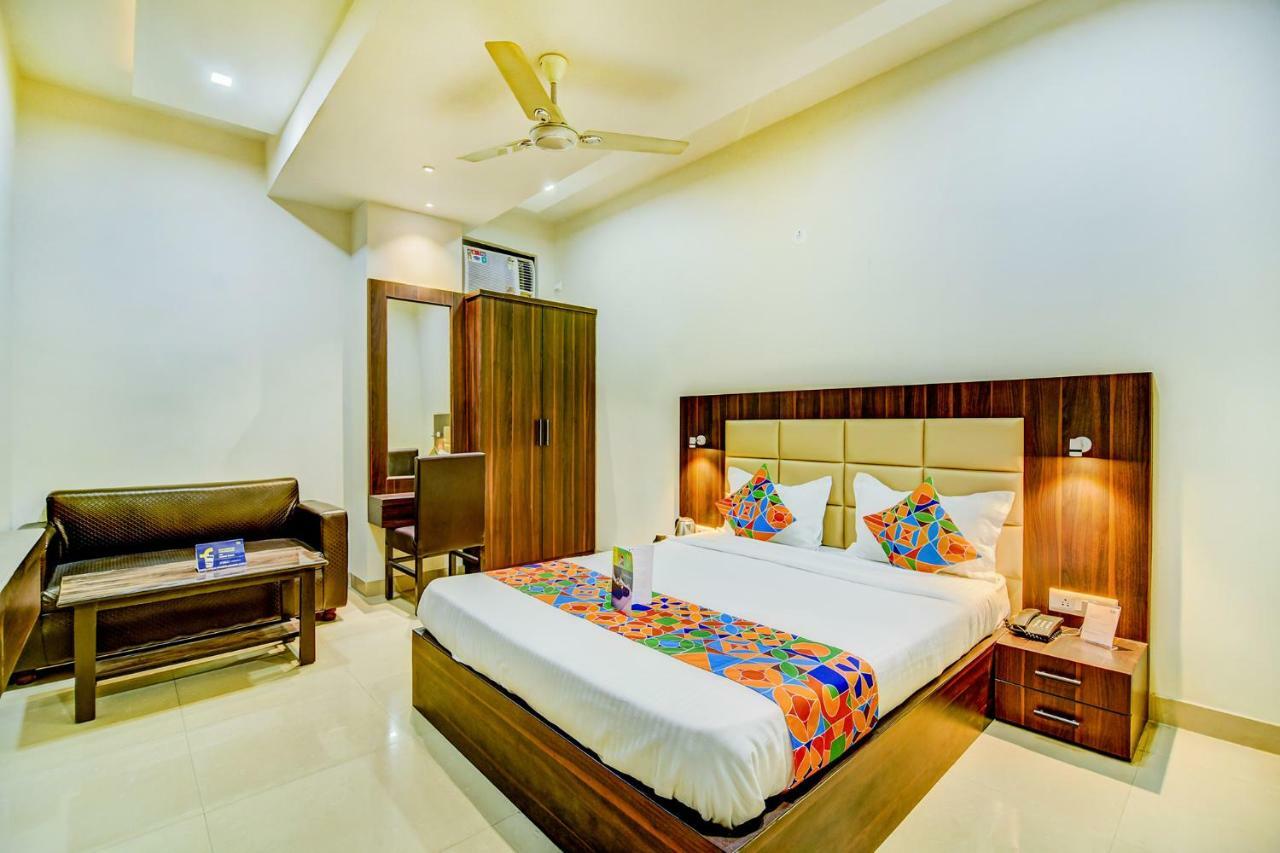 Fabhotel Solitaire Inn Kanpur Exterior foto